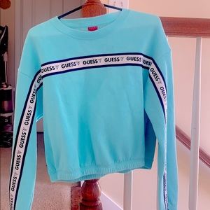 GUESS CREWNECK